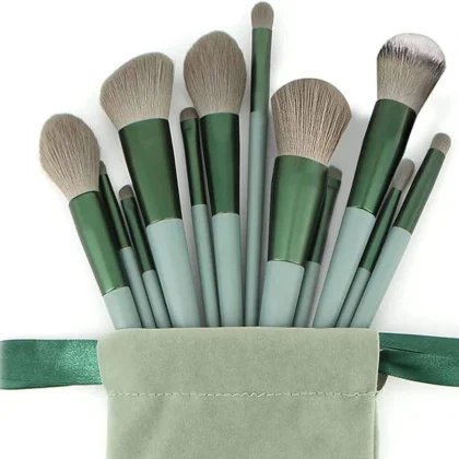 Makeup brushes